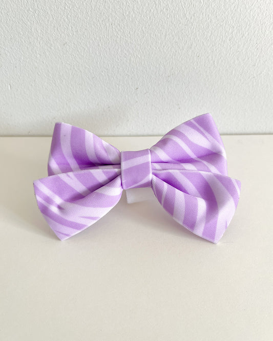 Lila Zebra Strikje